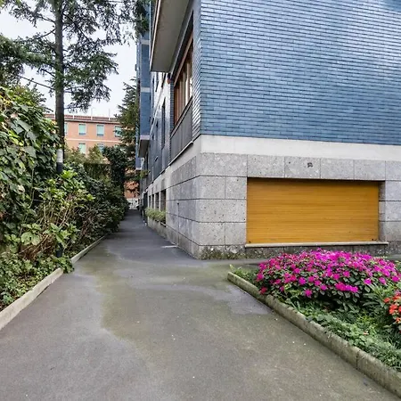 Moderno A City Life- Mico-3 Torri- Metro 700m Apartment
