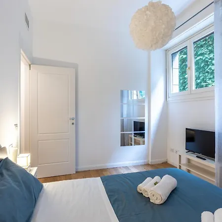 Apartment Moderno A City Life- Mico-3 Torri- Metro 700m Milan